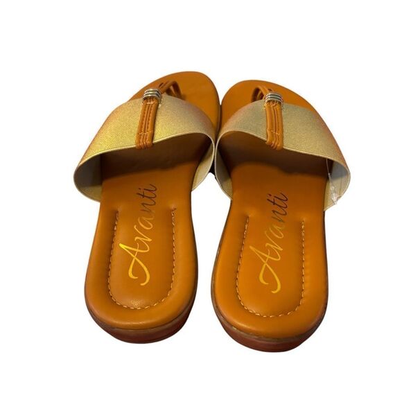 Avanti Belle Women’s Gold and Tan Sandals in Ladies Size 8. - Picture 3 of 6